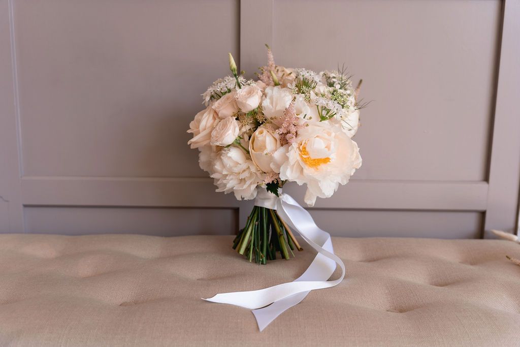 Peonies and Roses are among  the 8 popular wedding flowers to add to your  bouquet  and floral arrangements 