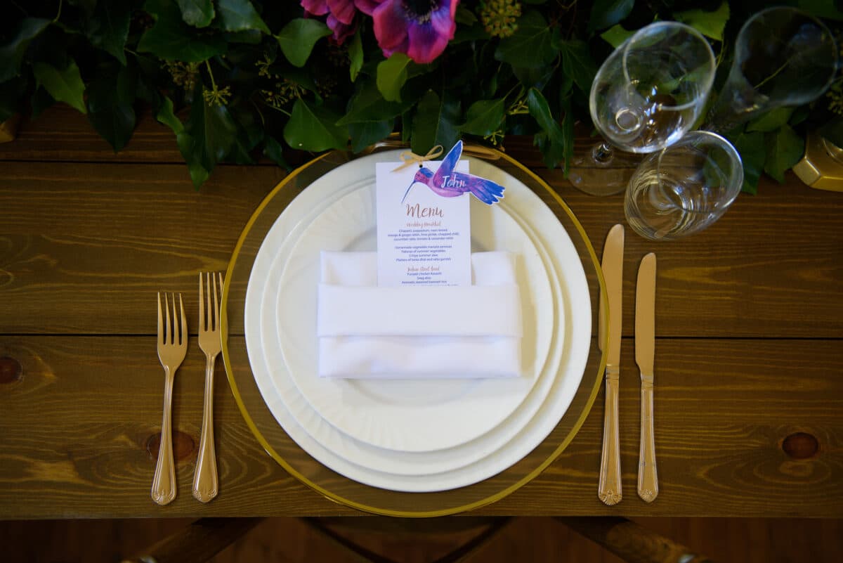 Gold rimmed charger plats for a rustic setting - Fabulous Functions UK