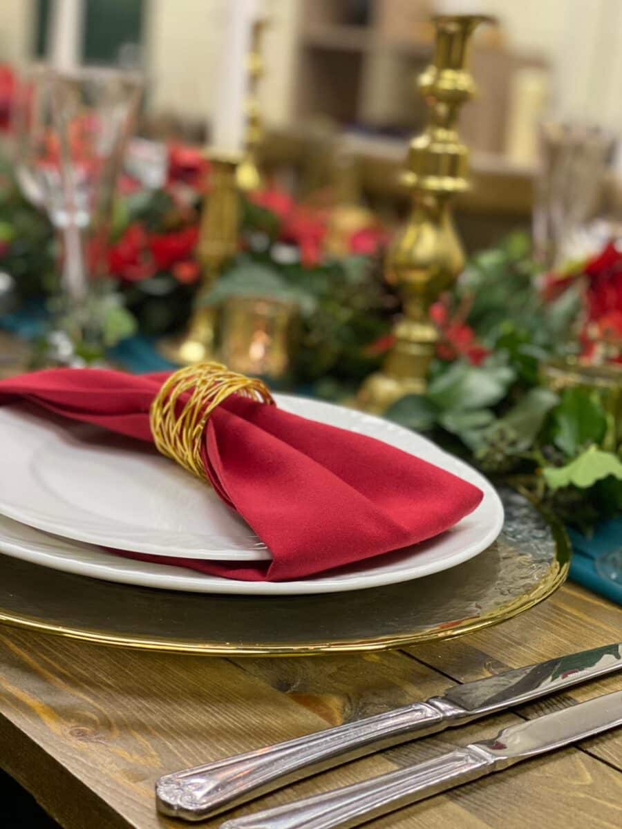 Christmas table decoration packages-Gold themed Table Setting-Fabulous Functions UK
